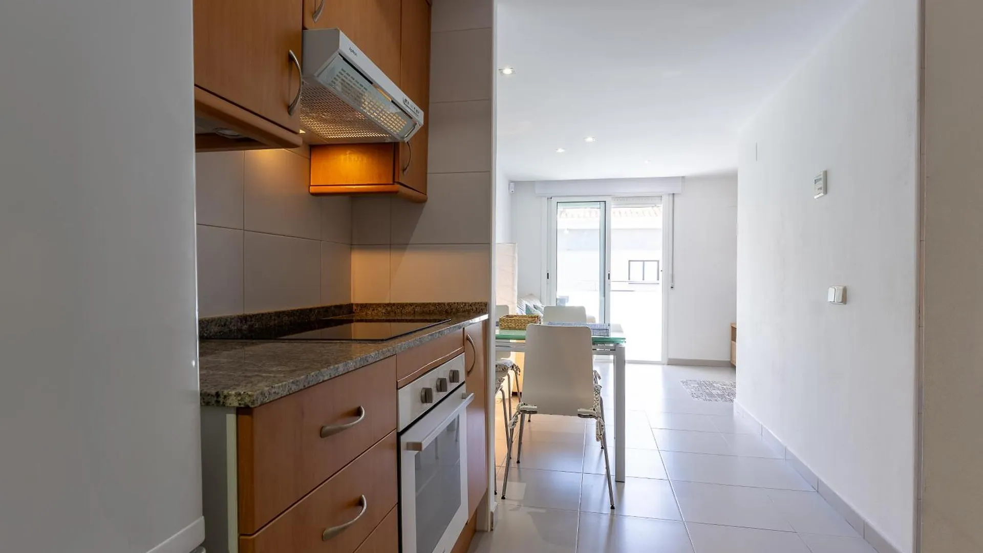 아파트 Penthouse Fenals Beach 료렛 드 마르